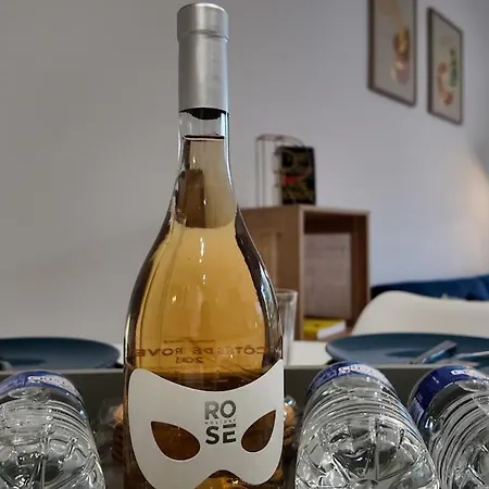 Panorama Riviera Vue Montagne Et Parking Apartamento