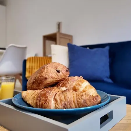 Panorama Riviera Vue Montagne Et Parking Apartamento Niza