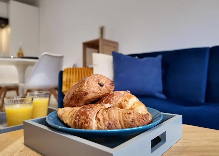 Panorama Riviera Vue Montagne Et Parking Apartamento Niza